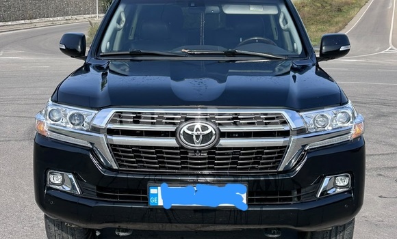 Buy Used Toyota Land Cruiser Black Car in Georgiyev in Taraz Buy Used Toyota Land Cruiser Black Car in Georgiyev in Taraz