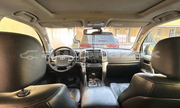 Buy Used Toyota Land Cruiser Black Car in Georgiyev in Taraz Buy Used Toyota Land Cruiser Black Car in Georgiyev in Taraz