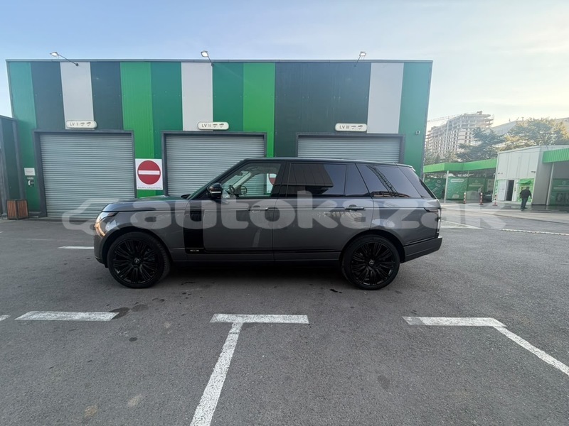 Big with watermark land rover range rover vogue taraz georgiyev 6540