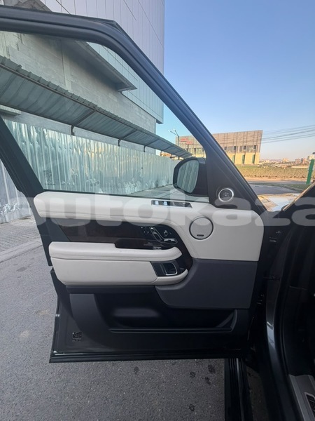 Big with watermark land rover range rover vogue taraz georgiyev 6540
