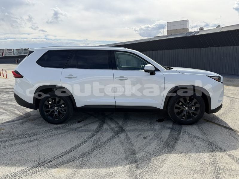Big with watermark toyota highlander taraz georgiyev 6551
