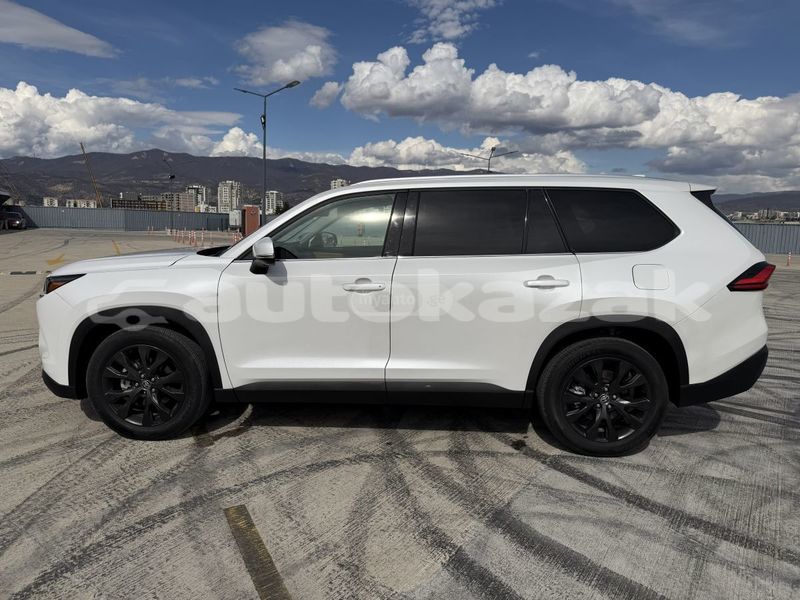Big with watermark toyota highlander taraz georgiyev 6551