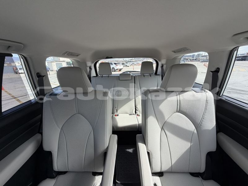 Big with watermark toyota highlander taraz georgiyev 6551