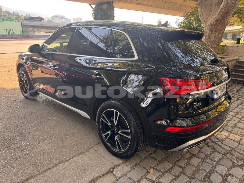 Big with watermark audi q5 taraz georgiyev 6553