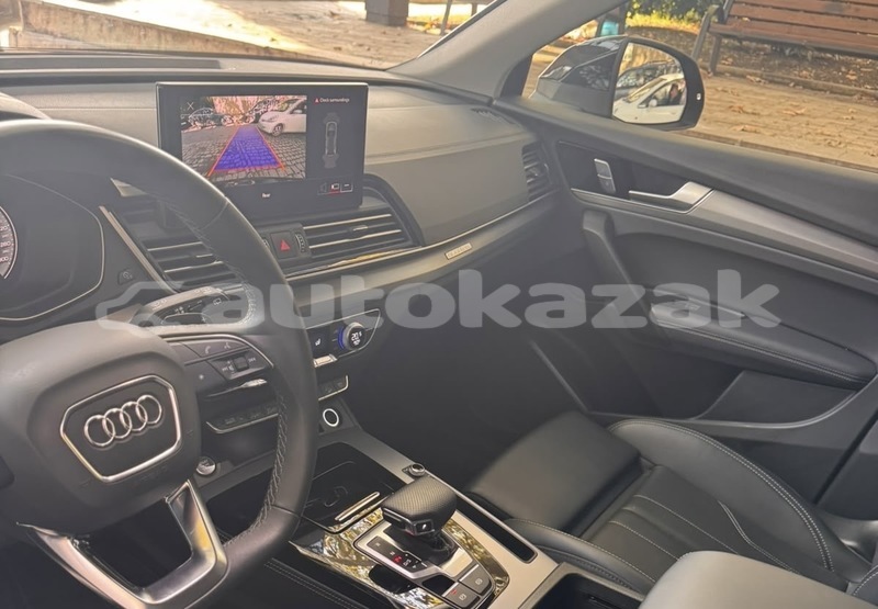 Big with watermark audi q5 taraz georgiyev 6553