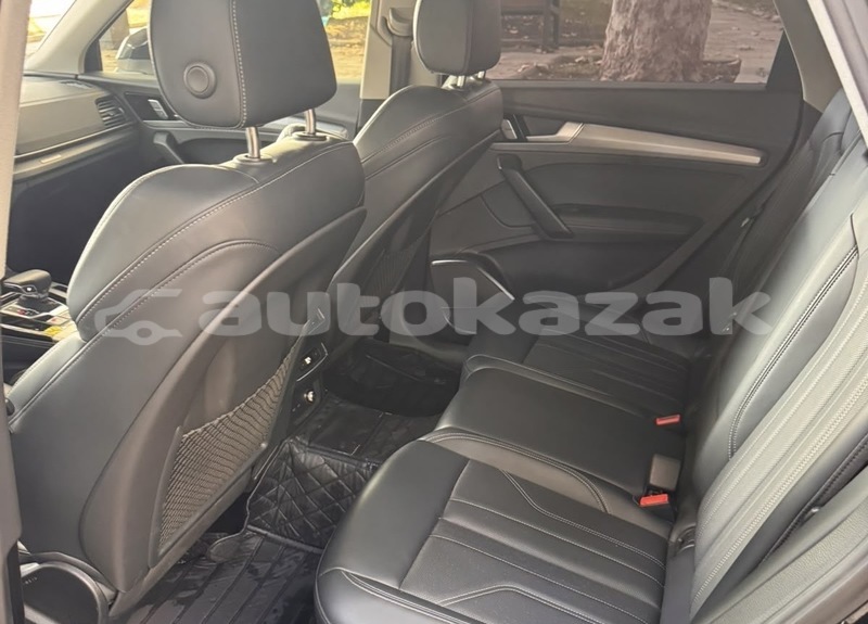 Big with watermark audi q5 taraz georgiyev 6553