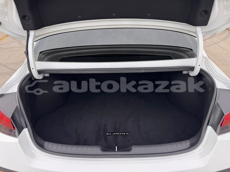 Big with watermark hyundai elantra taraz georgiyev 6554