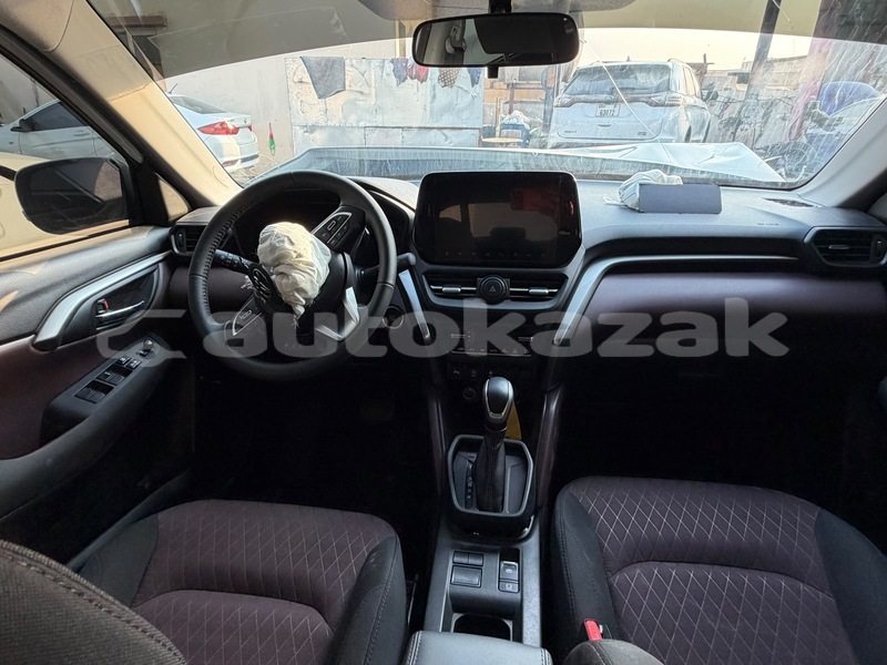 Big with watermark toyota urban cruiser karagandi abay 6557