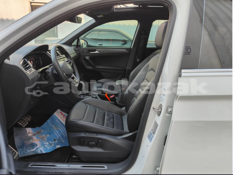 Big with watermark volkswagen tiguan akmecet import dubai 6566