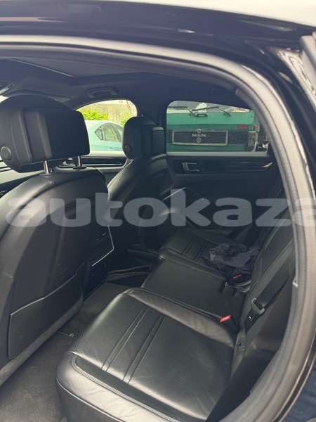 Big with watermark porsche cayenne taraz georgiyev 6569