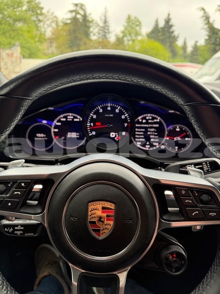 Big with watermark porsche cayenne taraz georgiyev 6569