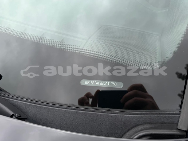 Big with watermark porsche cayenne taraz georgiyev 6569