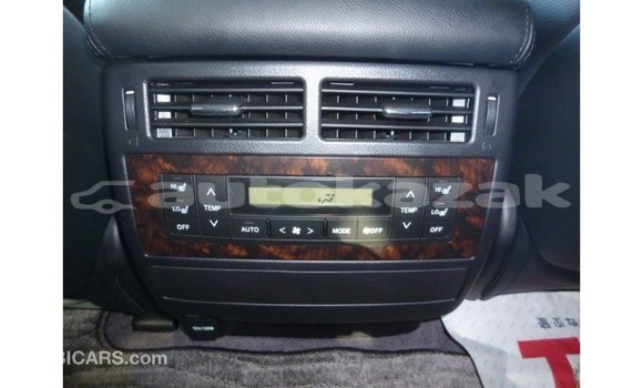 Buy Import Toyota Land Cruiser White Car in Import - Dubai in Akmecet Buy Import Toyota Land Cruiser White Car in Import - Dubai in Akmecet