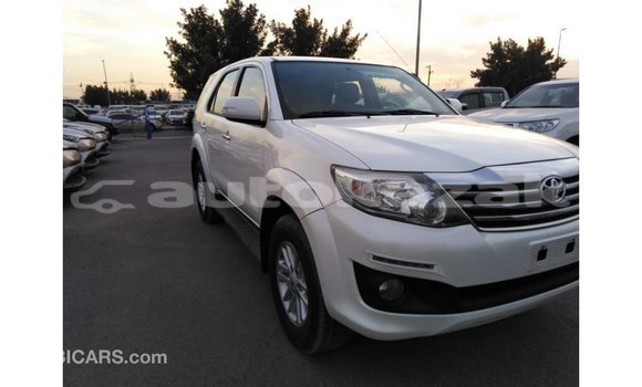 Buy Import Toyota Fortuner White Car in Import - Dubai in Akmecet Buy Import Toyota Fortuner White Car in Import - Dubai in Akmecet