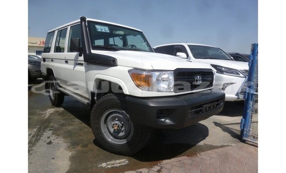 Buy Import Toyota Land Cruiser White Car in Import - Dubai in Akmecet Buy Import Toyota Land Cruiser White Car in Import - Dubai in Akmecet