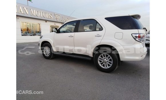 Buy Import Toyota Fortuner White Car in Import - Dubai in Akmecet Buy Import Toyota Fortuner White Car in Import - Dubai in Akmecet