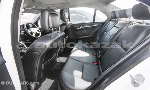 Buy Import Mercedes-Benz 200 White Car in Import - Dubai in Akmecet Buy Import Mercedes-Benz 200 White Car in Import - Dubai in Akmecet