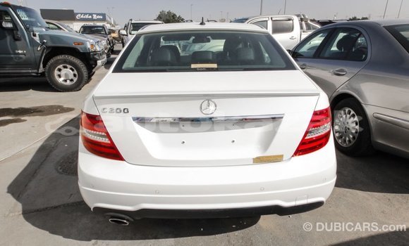 Buy Import Mercedes-Benz 200 White Car in Import - Dubai in Akmecet Buy Import Mercedes-Benz 200 White Car in Import - Dubai in Akmecet