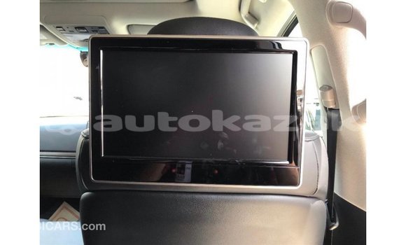 Buy Import Toyota Land Cruiser White Car in Import - Dubai in Akmecet Buy Import Toyota Land Cruiser White Car in Import - Dubai in Akmecet