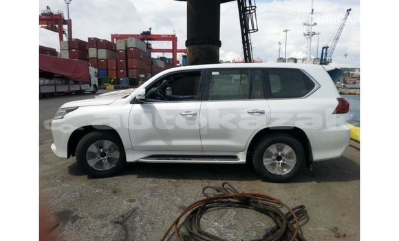 Buy Import Lexus LX White Car in Import - Dubai in Akmecet Buy Import Lexus LX White Car in Import - Dubai in Akmecet