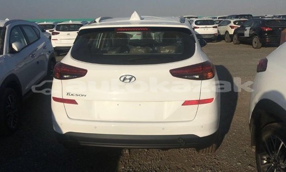 Buy Import Hyundai Tucson White Car in Import - Dubai in Akmecet Buy Import Hyundai Tucson White Car in Import - Dubai in Akmecet