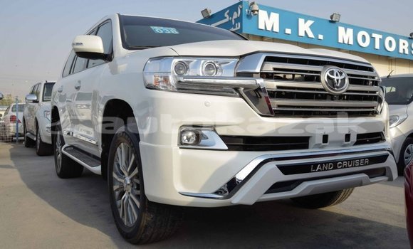 Buy Import Toyota Land Cruiser White Car in Import - Dubai in Akmecet Buy Import Toyota Land Cruiser White Car in Import - Dubai in Akmecet