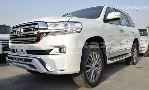 Buy Import Toyota Land Cruiser White Car in Import - Dubai in Akmecet Buy Import Toyota Land Cruiser White Car in Import - Dubai in Akmecet