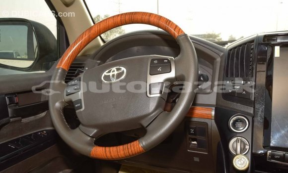 Buy Import Toyota Land Cruiser White Car in Import - Dubai in Akmecet Buy Import Toyota Land Cruiser White Car in Import - Dubai in Akmecet