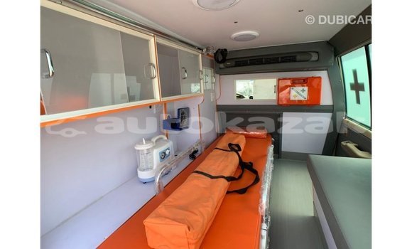 Buy Import Toyota Land Cruiser White Car in Import - Dubai in Akmecet Buy Import Toyota Land Cruiser White Car in Import - Dubai in Akmecet