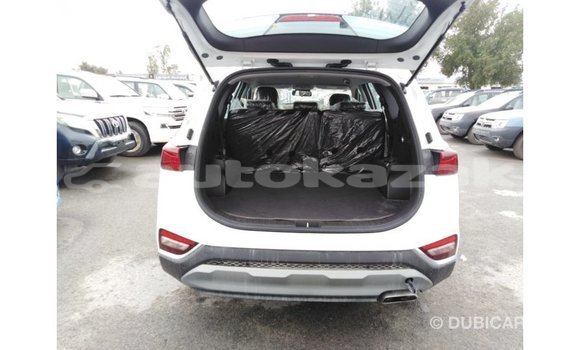 Buy Import Hyundai Santa Fe White Car in Import - Dubai in Akmecet Buy Import Hyundai Santa Fe White Car in Import - Dubai in Akmecet