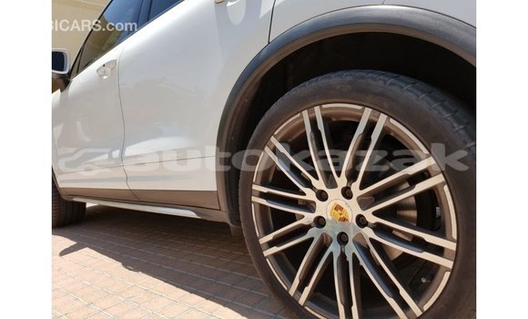 Buy Import Porsche Cayenne White Car in Import - Dubai in Akmecet Buy Import Porsche Cayenne White Car in Import - Dubai in Akmecet