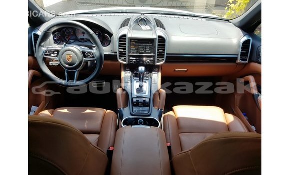 Buy Import Porsche Cayenne White Car in Import - Dubai in Akmecet Buy Import Porsche Cayenne White Car in Import - Dubai in Akmecet