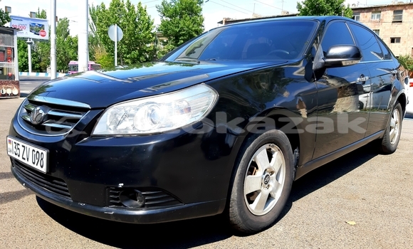Buy Used Daewoo Tosca Black Car in Astana in Akmola