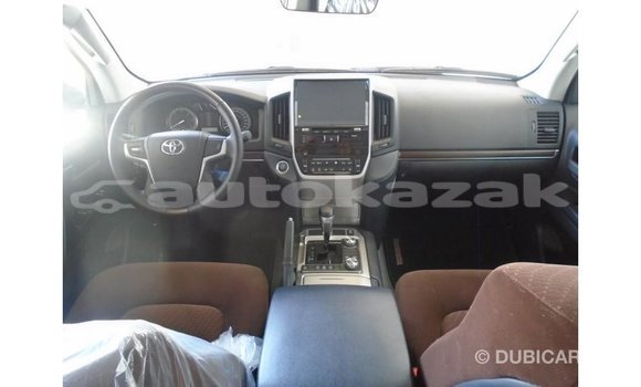 Buy Import Toyota Land Cruiser White Car in Import - Dubai in Akmecet Buy Import Toyota Land Cruiser White Car in Import - Dubai in Akmecet