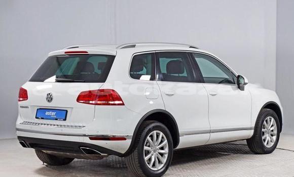 Buy Used Volkswagen Touareg White Car in Almaty in Almati Buy Used Volkswagen Touareg White Car in Almaty in Almati