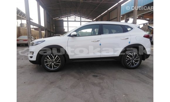 Buy Import Hyundai Tucson White Car in Import - Dubai in Akmecet Buy Import Hyundai Tucson White Car in Import - Dubai in Akmecet
