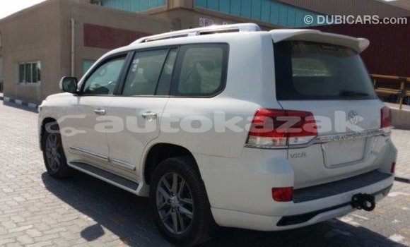 Buy Import Toyota Land Cruiser White Car in Import - Dubai in Akmecet Buy Import Toyota Land Cruiser White Car in Import - Dubai in Akmecet