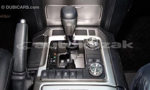Buy Import Toyota Land Cruiser White Car in Import - Dubai in Akmecet Buy Import Toyota Land Cruiser White Car in Import - Dubai in Akmecet
